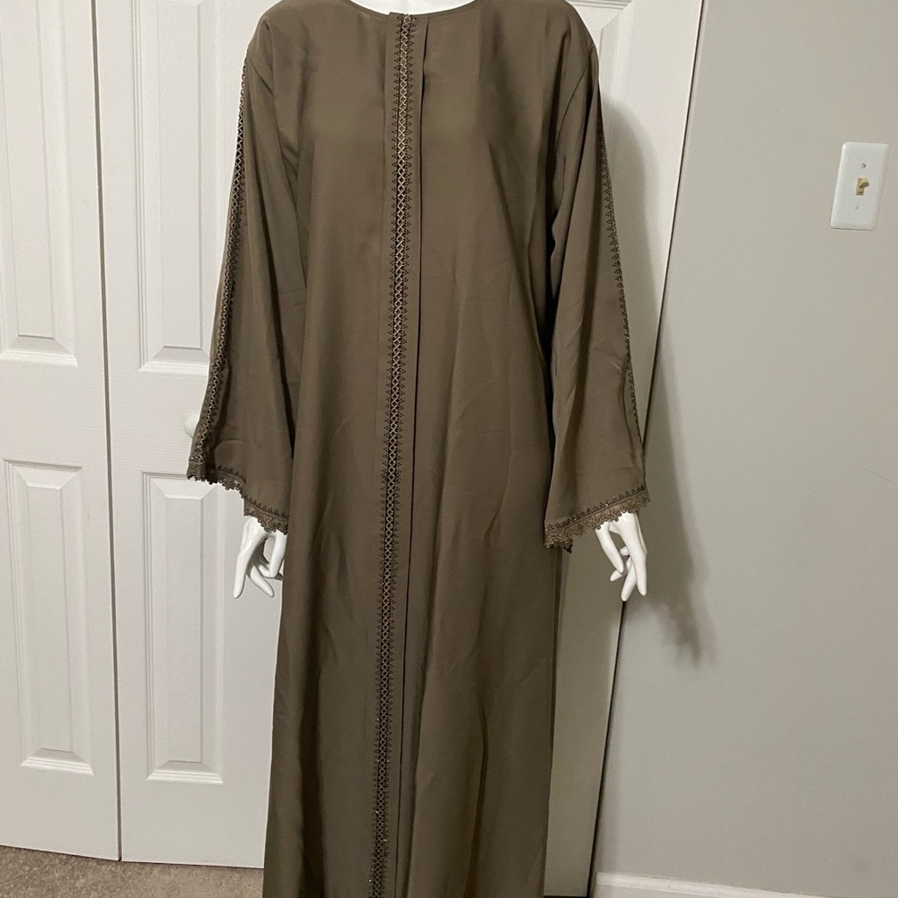Elegant Brown Abaya